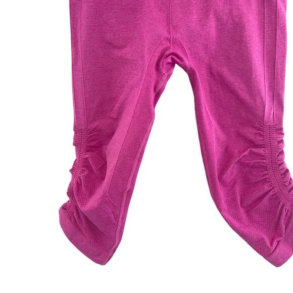Lululemon Size 6 Ebb & Flow Crop Leggings Pink - Picture 4 of 11